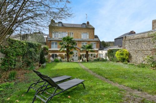 Villa Jane'Laur Magnificent mansion with garden 11 P - Location, gîte - Honfleur