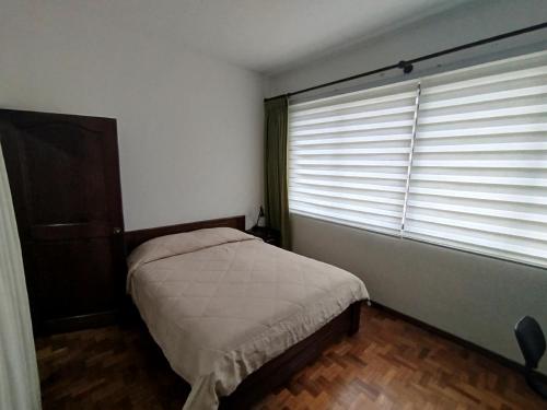 One-Bedroom Apartment image 1