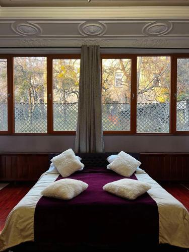 MICHELE Hotel - image 2