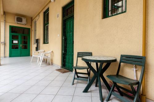 Apartment image 6
