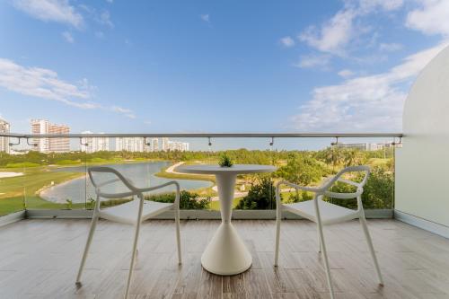 EHDEN Vacation Suites Puerto Cancún 5