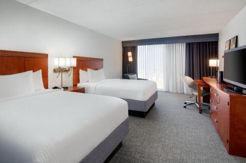 2 double beds