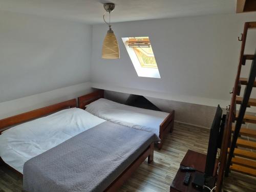 kraljevski apartman - image 2