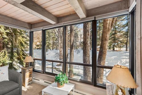Chateau Eau Claire Unit 1 - image 6