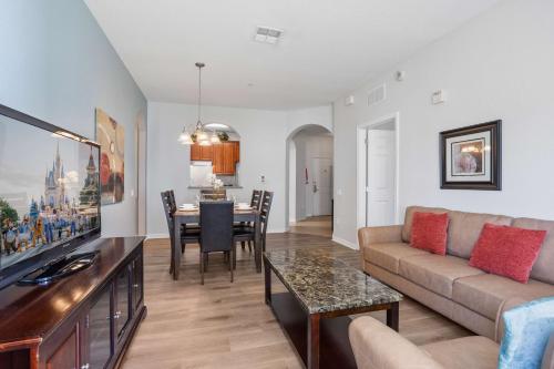 Cozy Condo w FREE Vista Cay Resort Access in Orlando, USA