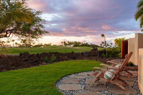 Hale Mele 2 with Panoramic Golf Course View, private Pool, Hot Tub, Golf Cart and E-Bikes detail