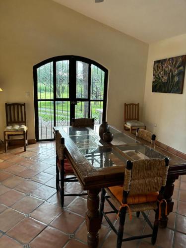 ห้องครัว, Country Retreat on 14 acres in อิกนาซิโอ รามิเรซ