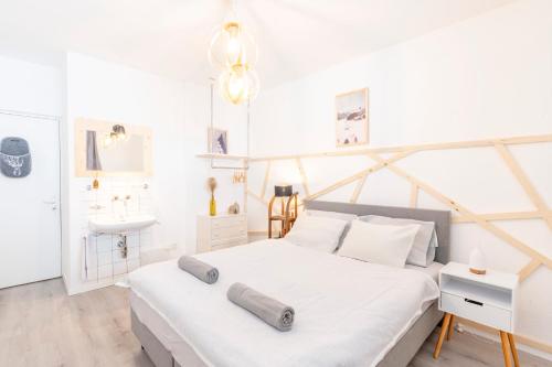 1 queen bed