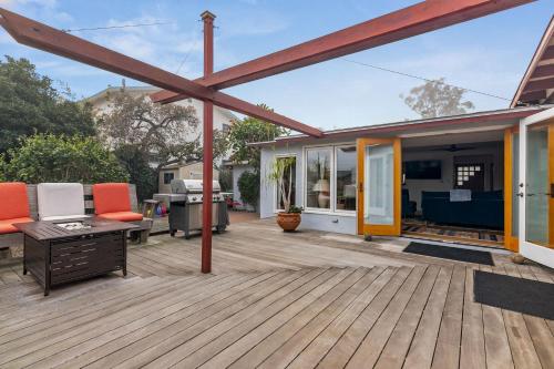Boho-Style Point Loma Retreat Large Outdoor Deck in Wooded Area