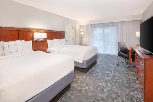 2 double beds