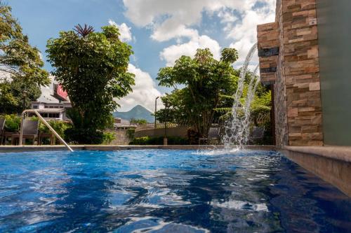 Courtyard by Marriott San Salvador, Сан-Сальвадор (фото 7)