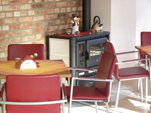 Cafe und Pension Blohm - image 4