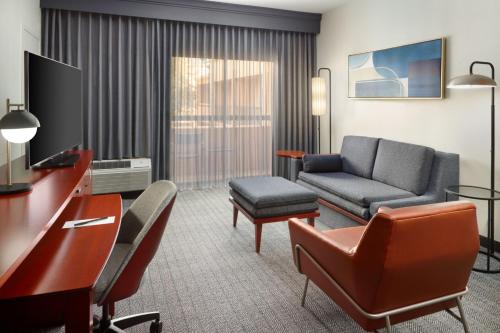 2 double beds, 1 sofa bed