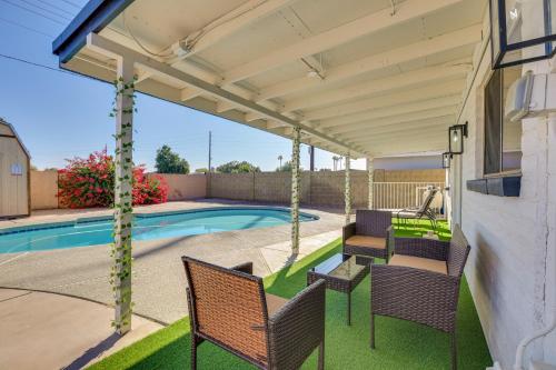 11 Mi to Dtwn Phoenix Main House with Outdoor Oasis