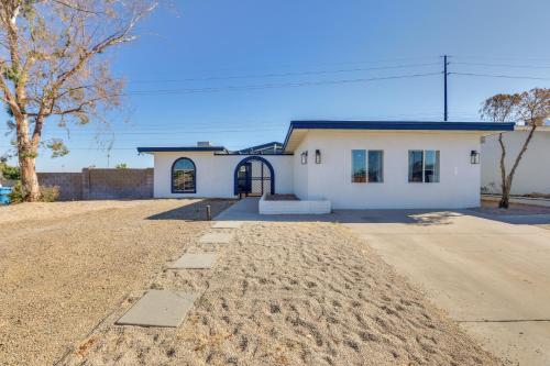 11 Mi to Dtwn Phoenix Main House with Outdoor Oasis