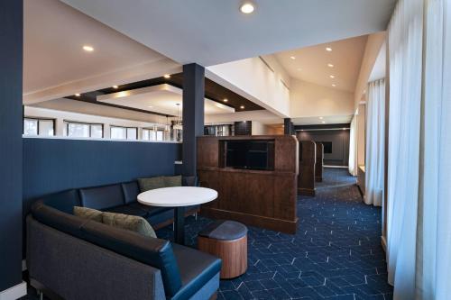 Courtyard by Marriott San Antonio Medical Center - image 5