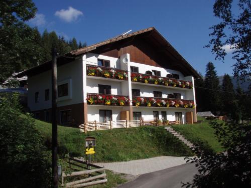  Haus Bergblick, Pension in Bad Kleinkirchheim