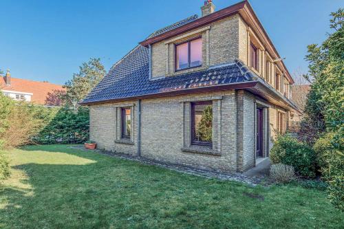 Four-Bedroom Holiday Home image 3