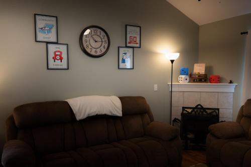 The 737 - Family Friendly, Quiet, Secluded in Pigeon Forge, USA