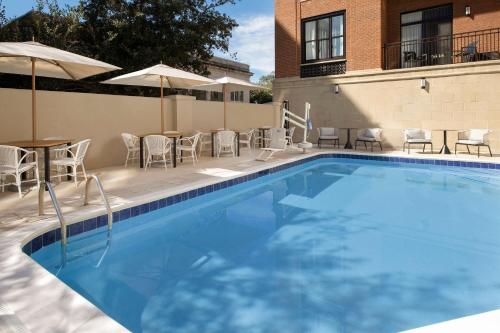 Courtyard by Marriott Savannah Downtown - Historic District