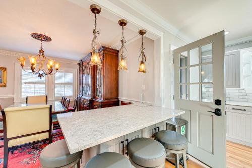 Walk to UK Campus Charming Home with Patio! in Virginia Ave