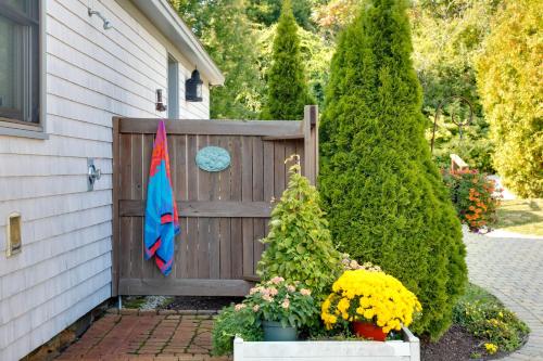 Heron Cottage on Casco Bay with Deck and Dock Access! - image 8