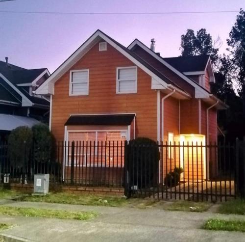 Casa en Pto Varas con vista al bosque