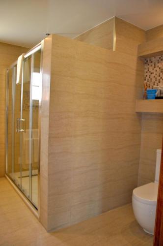 Fantastic Private Villa ideal for great family holidays - image 3