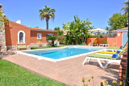 Fantastic Private Villa ideal for great family holidays - image 8