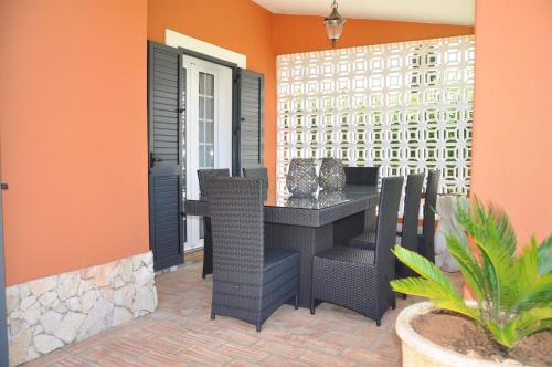 Fantastic Private Villa ideal for great family holidays - image 6
