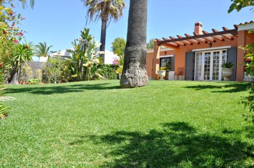 Fantastic Private Villa ideal for great family holidays - image 9