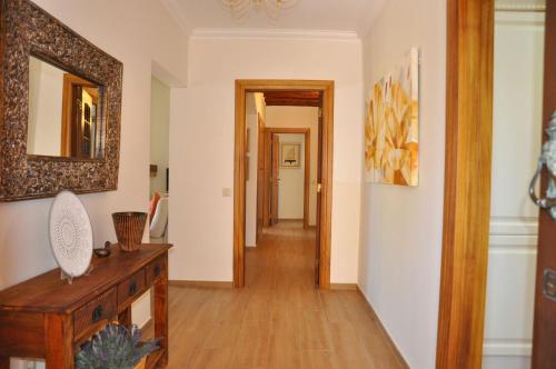 Fantastic Private Villa ideal for great family holidays - image 10