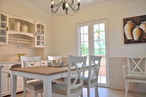 Fantastic Private Villa ideal for great family holidays - main image