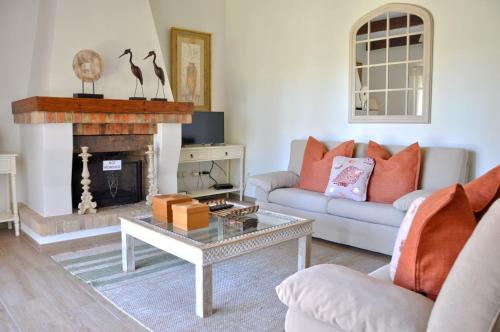 Fantastic Private Villa ideal for great family holidays - image 7