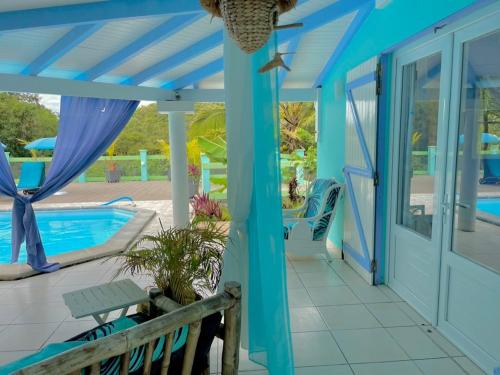 Tailor-made house and table dhtes for holidaymakers and business travelers - image 12
