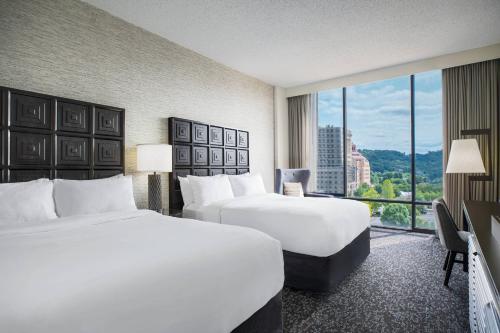 1 queen bed