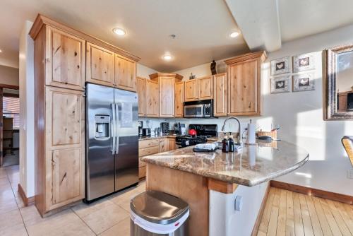 Keystone Escape with Fireplace and Hot Tub, Keystone (Foto 2)
