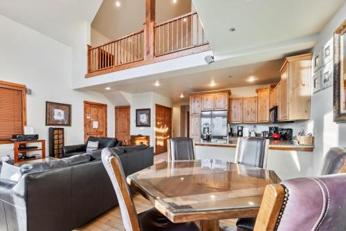 Keystone Escape with Fireplace and Hot Tub, Keystone (Foto 9)