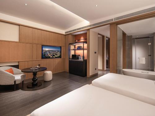 2 twin beds