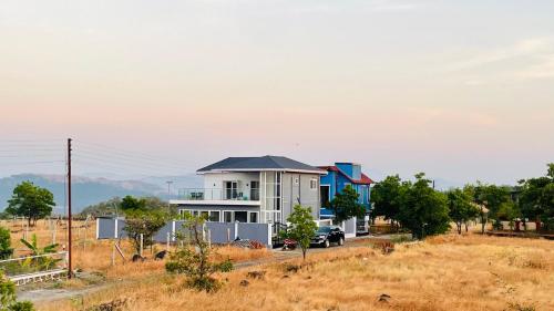 Prakriti Villa - Hill top home in a nature, Igatpuri