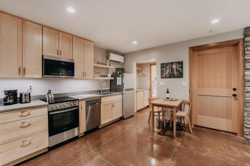 Ensuite 08 - A Newly Remodeled Studio - A Perfect Romantic Getaway, Deming (foto 9)