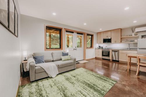 Ensuite 08 - A Newly Remodeled Studio - A Perfect Romantic Getaway, Deming (foto 4)