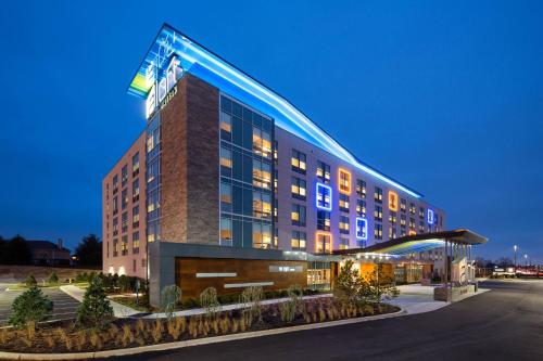 Aloft Louisville East - image 13
