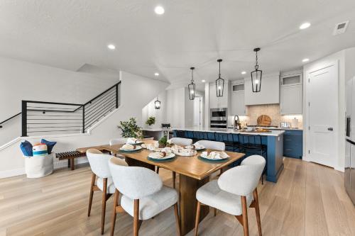 Eagle's Landing A Desert Escape to Zion townhouse in 布盧明頓山區