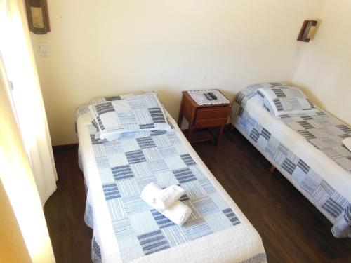 2 bedrooms, 3 beds