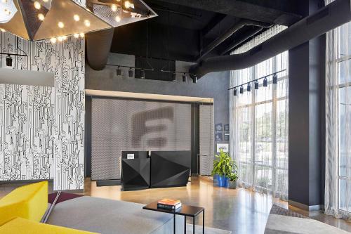 Aloft Chattanooga Hamilton Place - image 12