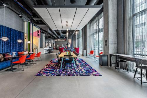Aloft Columbus Easton - image 7