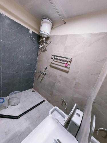 Shower, HR Inn Hotel in Kurukshetra