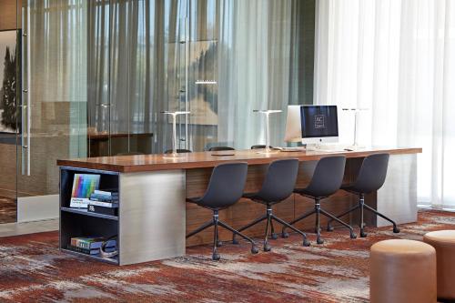 AC Hotel by Marriott San Jose Santa Clara