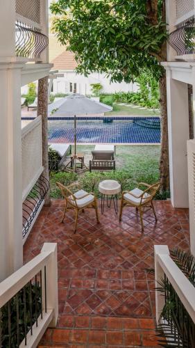 Chic stay HANA Boutique hotel